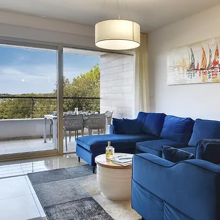 Apartman La E Bella Pjescana Uvala